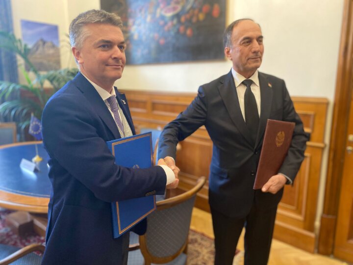 Il viceministro Rixi ed il ministro Ibrohim