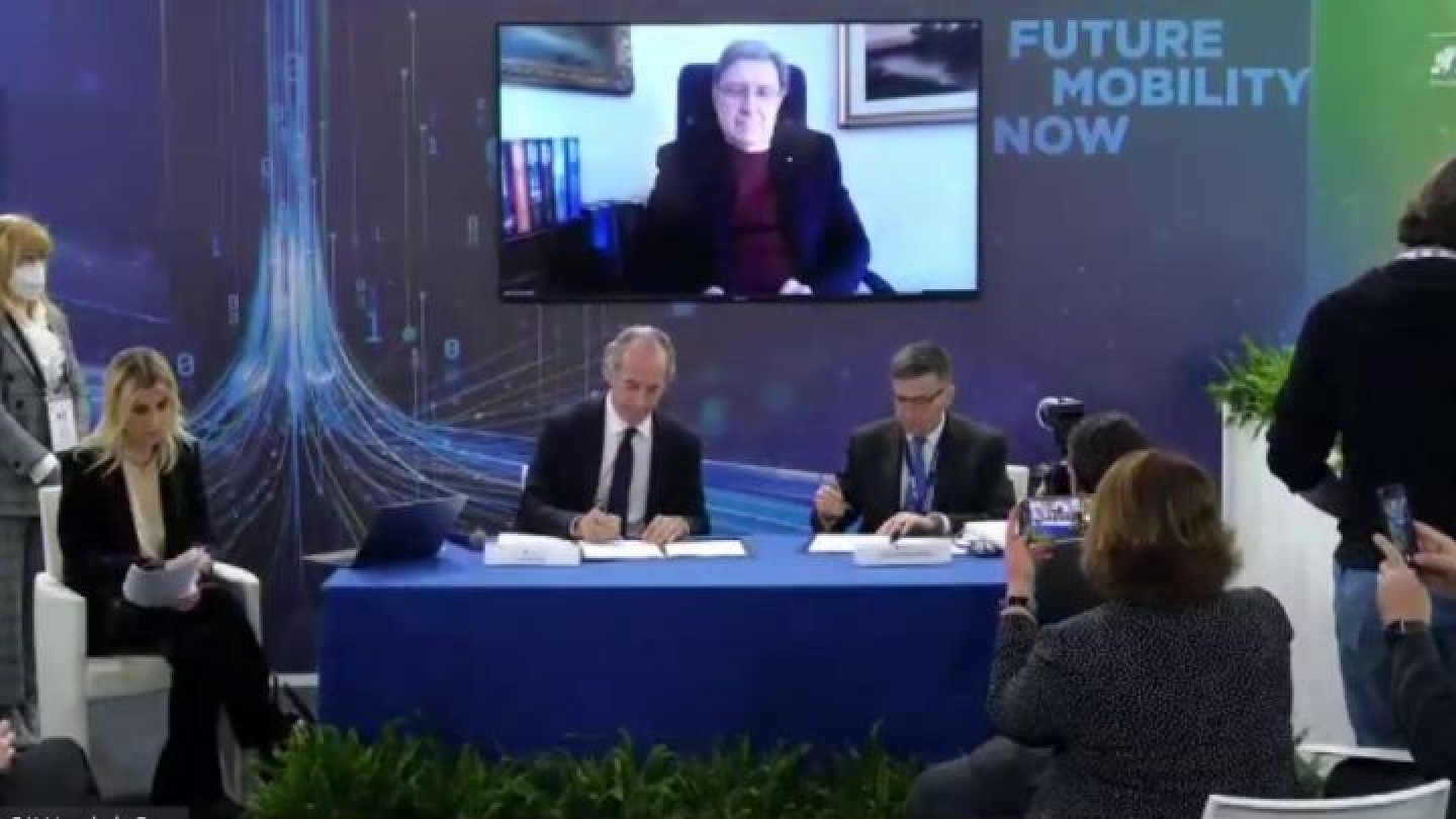 Firma protocollo intesa Hyper tranfer