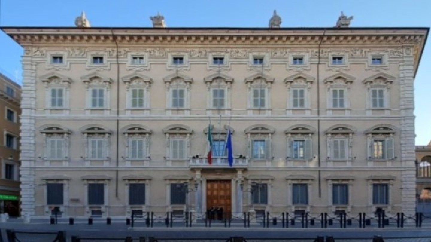 facciata palazzo del senato