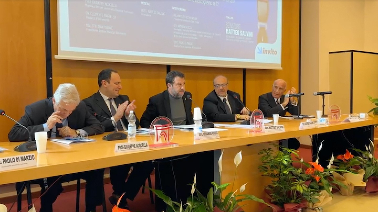 Il ministro Matteo salvini al convegno "Sicurezza stradale, un impegno per la Legalità"