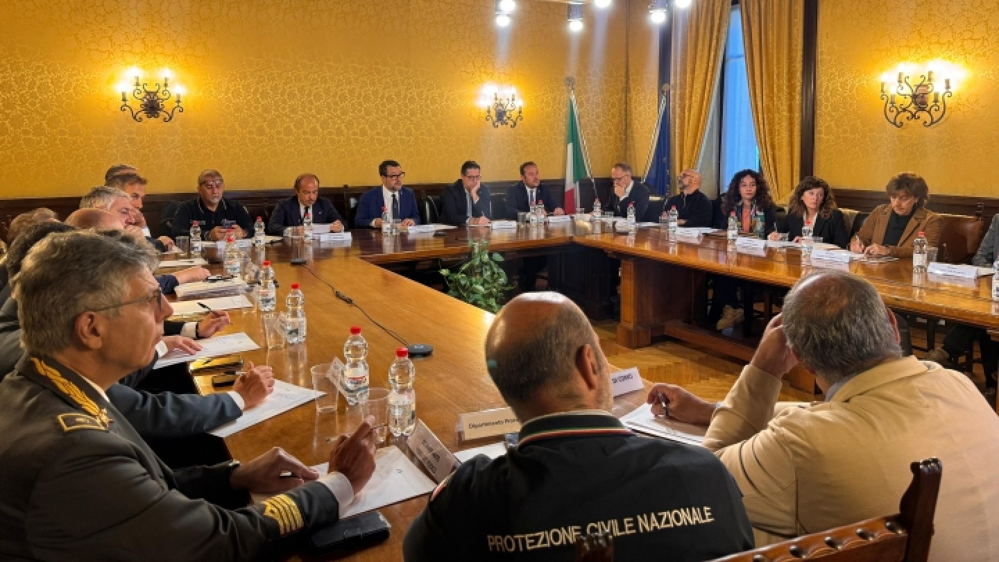 vertice prefettura Como