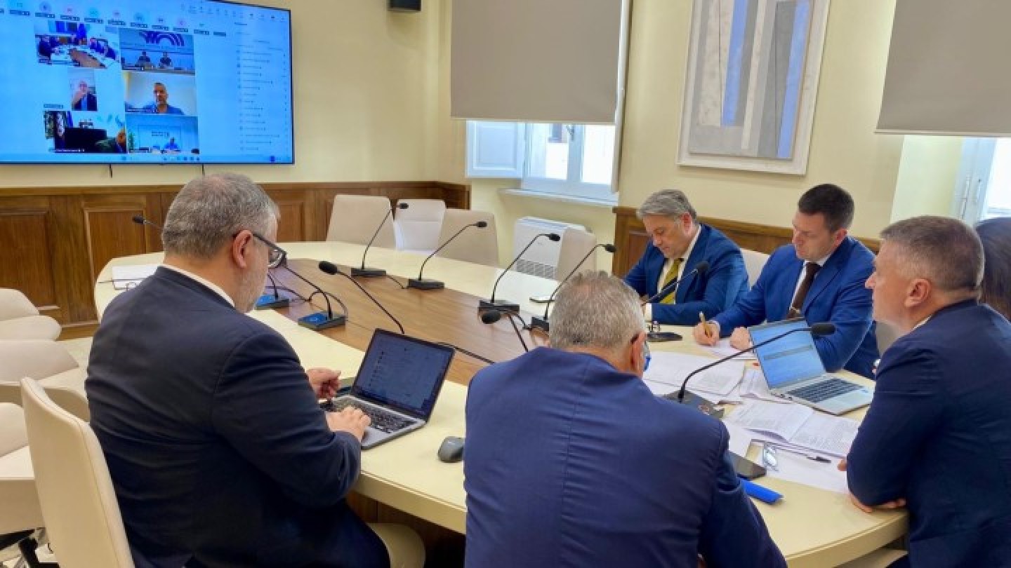 Vice MInistro Rixi riforma porti 